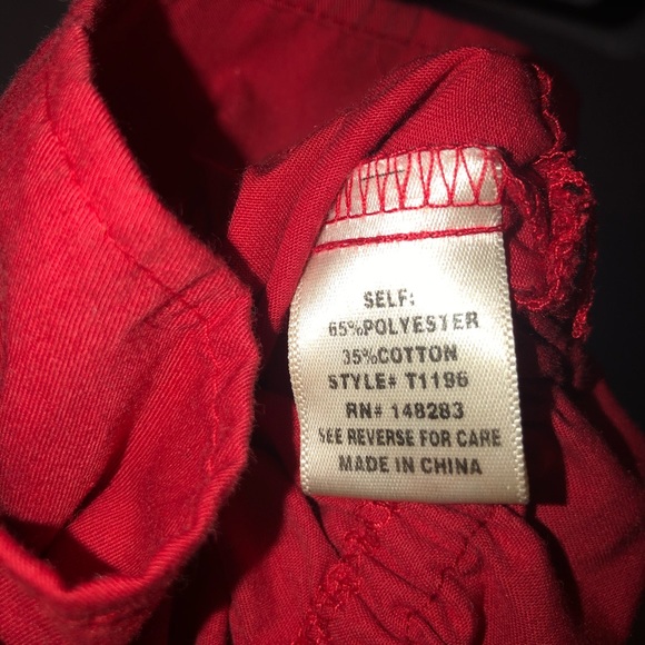 Red fashion nova off the shoulders top! - Picture 6 of 6